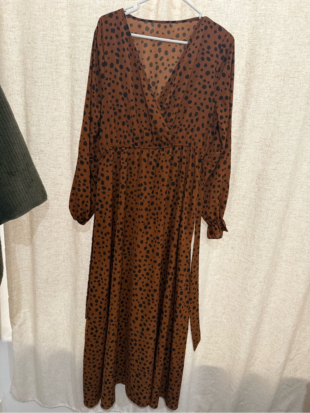 Maxi long sleeve brown leopard dress